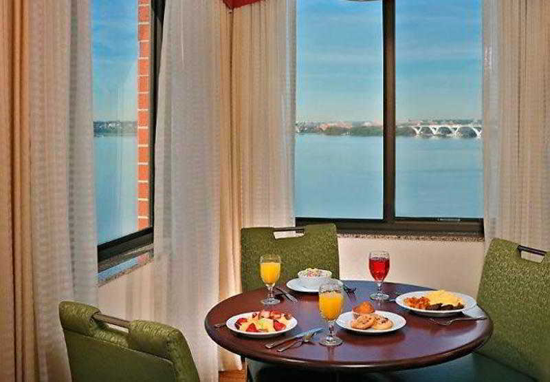 Residence Inn By Marriott National Harbor Washington, D.C. Area Bagian luar foto